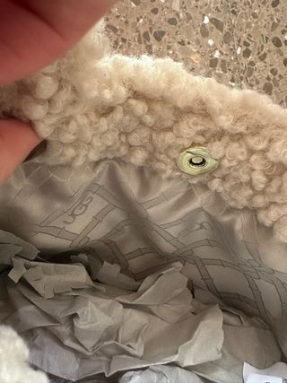 Bolso borreguito UGG beige