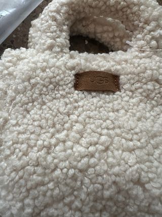 Bolso borreguito UGG beige