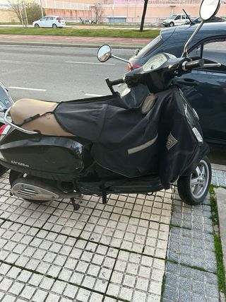 Vespa 125 lx ie - Scooter Automática