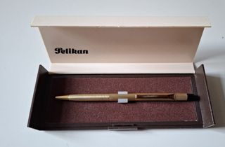 Pelikan penna a sfera acciaio dorato