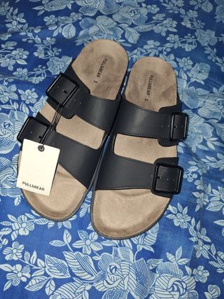 Sandalias Pull&Bear negras y marrones