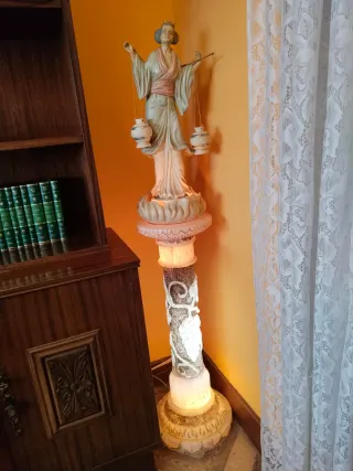 2 Columnas de alabastro decorativas