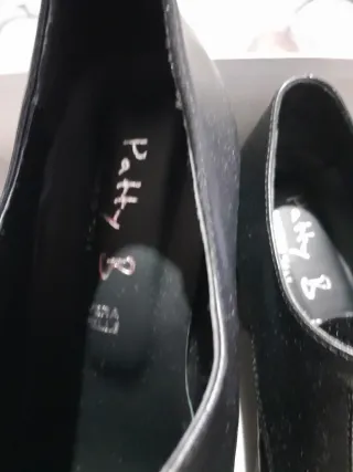 Scarpe donna Patty B nere con strass