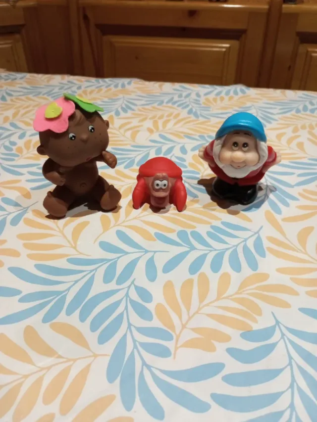 3 Muñecos PVC años 80/90 cada uno tiene precio