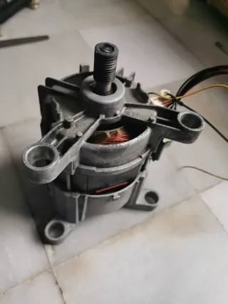 Motor Lavadora Indesit Centralita Bomba vacio