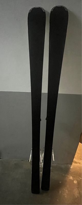 Esquís Salomon R17 MAX