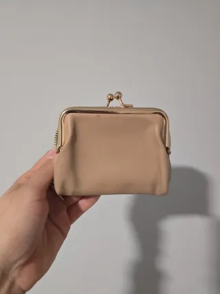 Monedero Kawaii con Dibujo de Piña