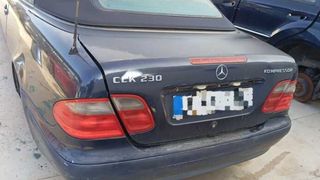 Capot mercedes clase clk (w208) cabrio 230 320567