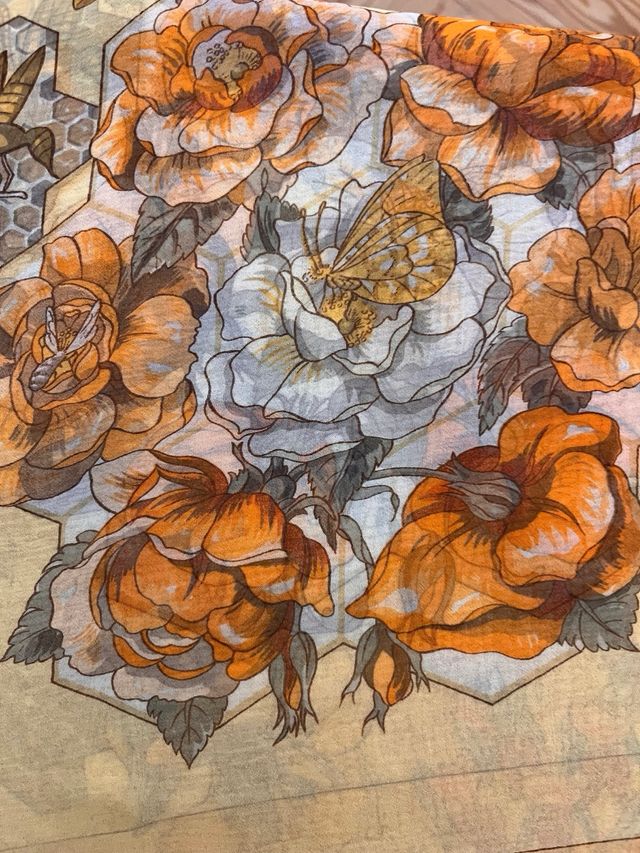 Pañuelo Hermes 140cm Seda Estampado Floral