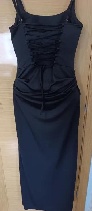 Vestido largo negro elegante