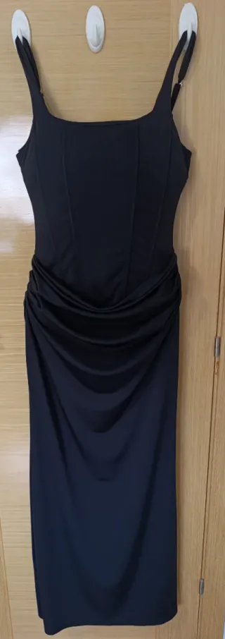 Vestido largo negro elegante