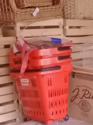 Cestas de compra con ruedas