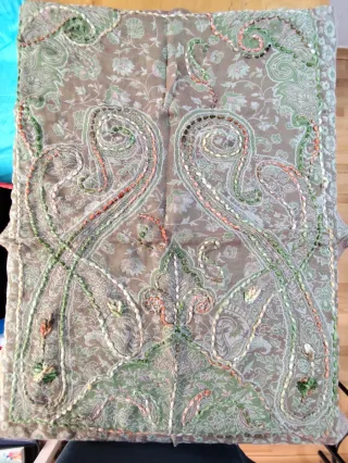 Chal de lana pura de Cachemira hecho a mano, India