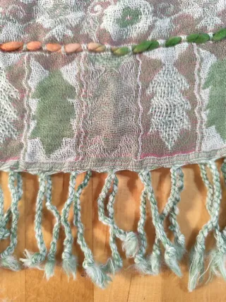 Chal de lana pura de Cachemira hecho a mano, India