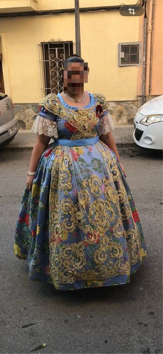 Traje de Fallera Azul y Multicolor