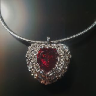 Colgante Corazón Rojo con Circonitas