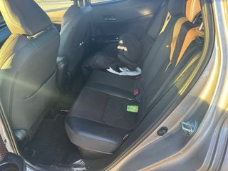 Toyota C-HR 2018 advance auto en muy buen estado