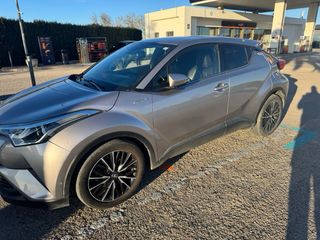 Toyota C-HR 2018 advance auto en muy buen estado