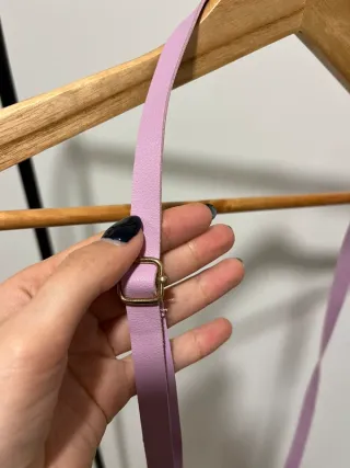 Mala lilás a tira colo