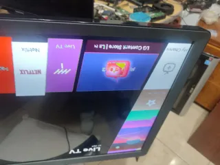 Televisor LG 28 Negro Smart TV