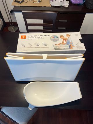 Bañera Stokke Flexi Bath con patas plegables