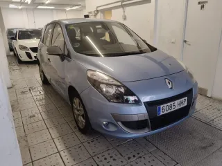 Renault Scenic 2011