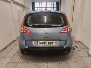 Renault Scenic 2011