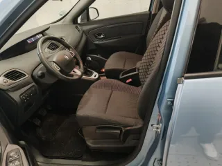 Renault Scenic 2011