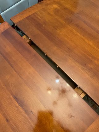 Mesa de comedor de cerezo