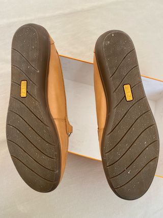 Zapatos planos 24 HORAS beige