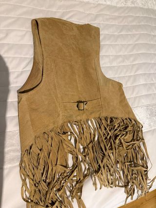 Chaleco de piel con flecos para mujer