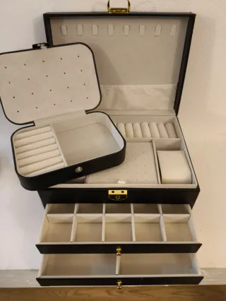 Set Portagioie Nero e Oro