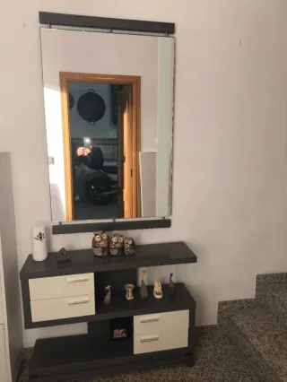 Conjunto recibidor y espejo madera y cristal