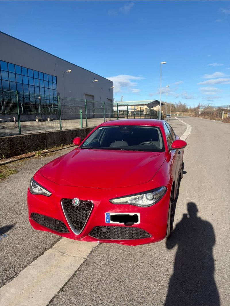 Alfa Romeo Giulia 2020 - foto 1