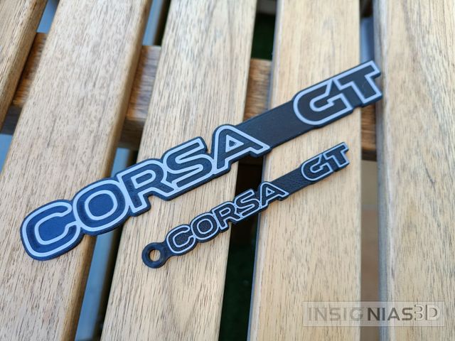 Emblema Corsa A GT para maletero. Emblema Opel