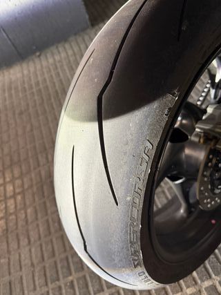 Triumph Street Triple RS Negra