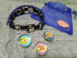 Nueva pulsera con 3 pines intercambiables