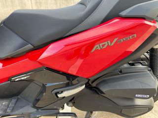 Honda ADV 350 2025 Roja Kit Adventure y Garantía