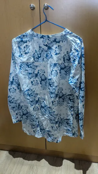 Blusa estampada floral talla L