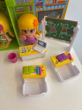 Colegio Pinypon con figuras y accesorios