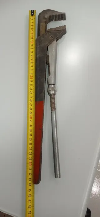 Llave de fontanero para tubos