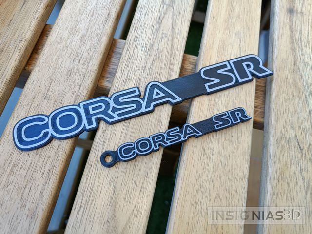 Emblema Opel Corsa A SR para maletero. Anagrama