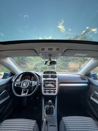 Volkswagen Scirocco R line 2015