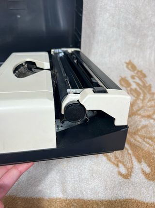 Máquina de escribir Olympia Alphamatic Vintage