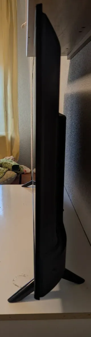 Smart TV Xiaomi 43 con HDMI y caja