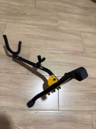 Soporte Saxo Alto HERCULES