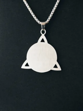 Amuleto Medieval en Acero - color Plata