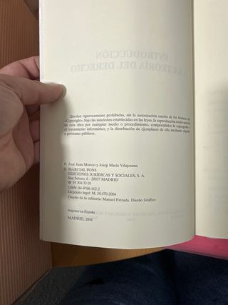 Introducción a la teoría del derecho