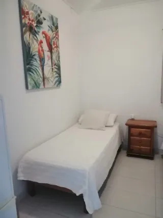 Alquilo habitación/día en Castelldefels