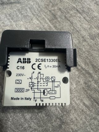 ABB Interruttore Magnetotermico Differenziale 6A